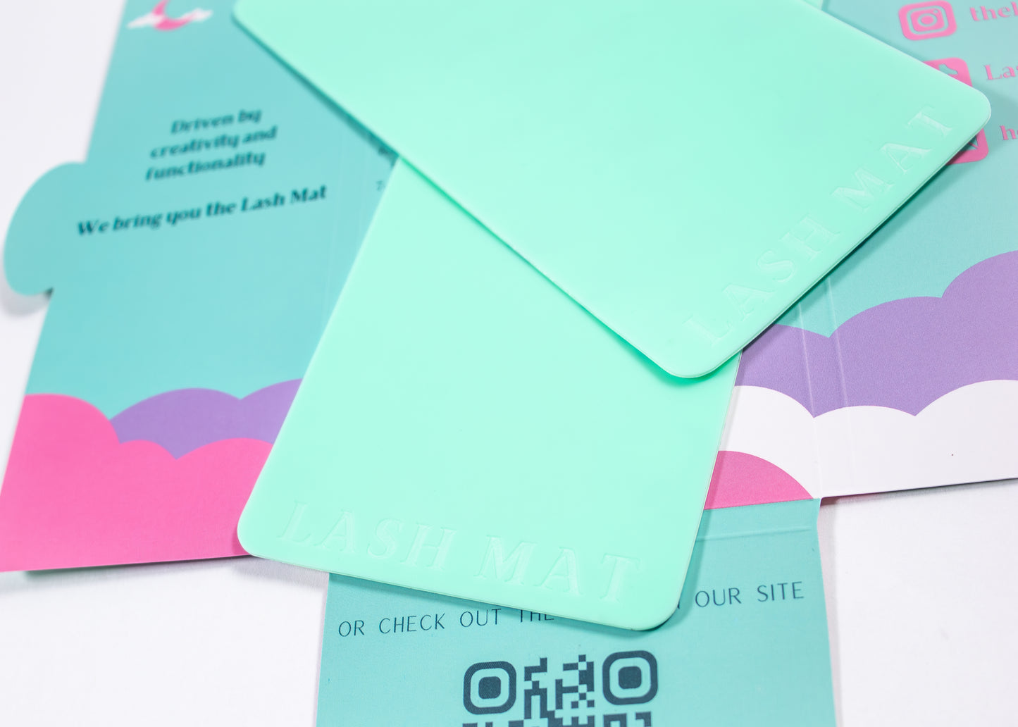 One Classic Lash Mat